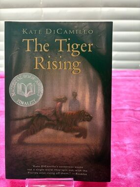 The Tiger Rising by Kate DiCamillo - Dark Green & Gold Cover